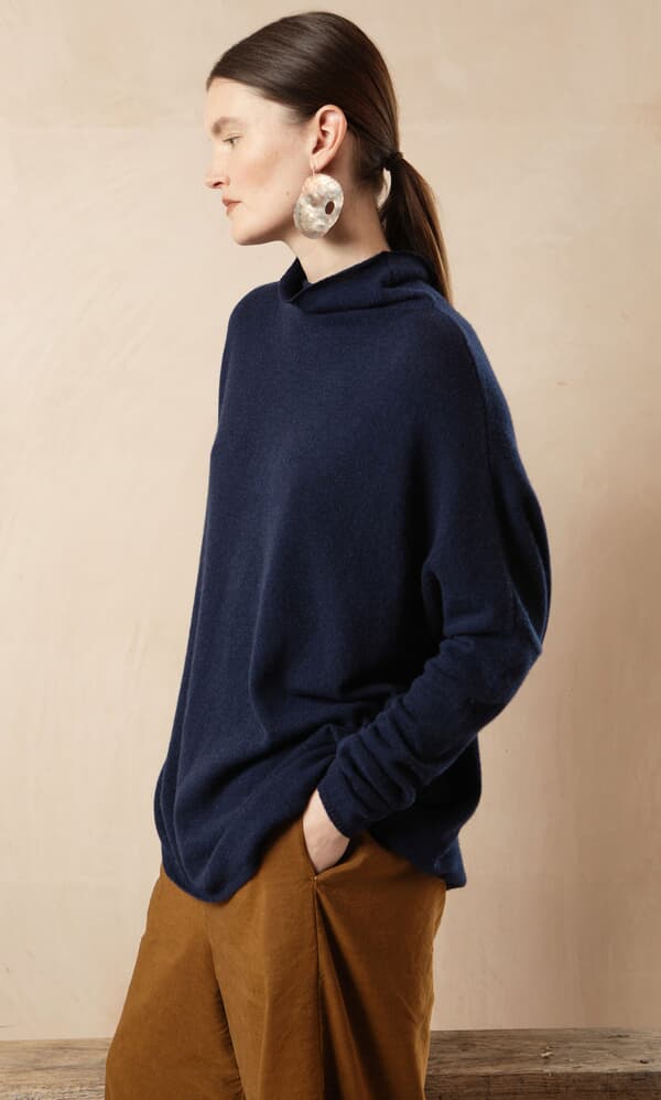 Navy Rollneck