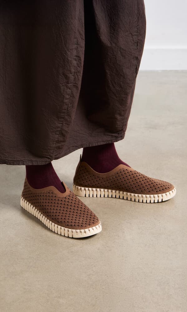 Tulip Shoes - Brown