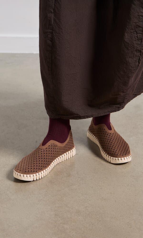 Tulip Shoes - Brown