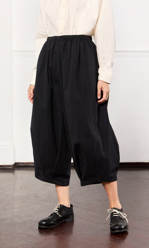 Black Pinch Pants