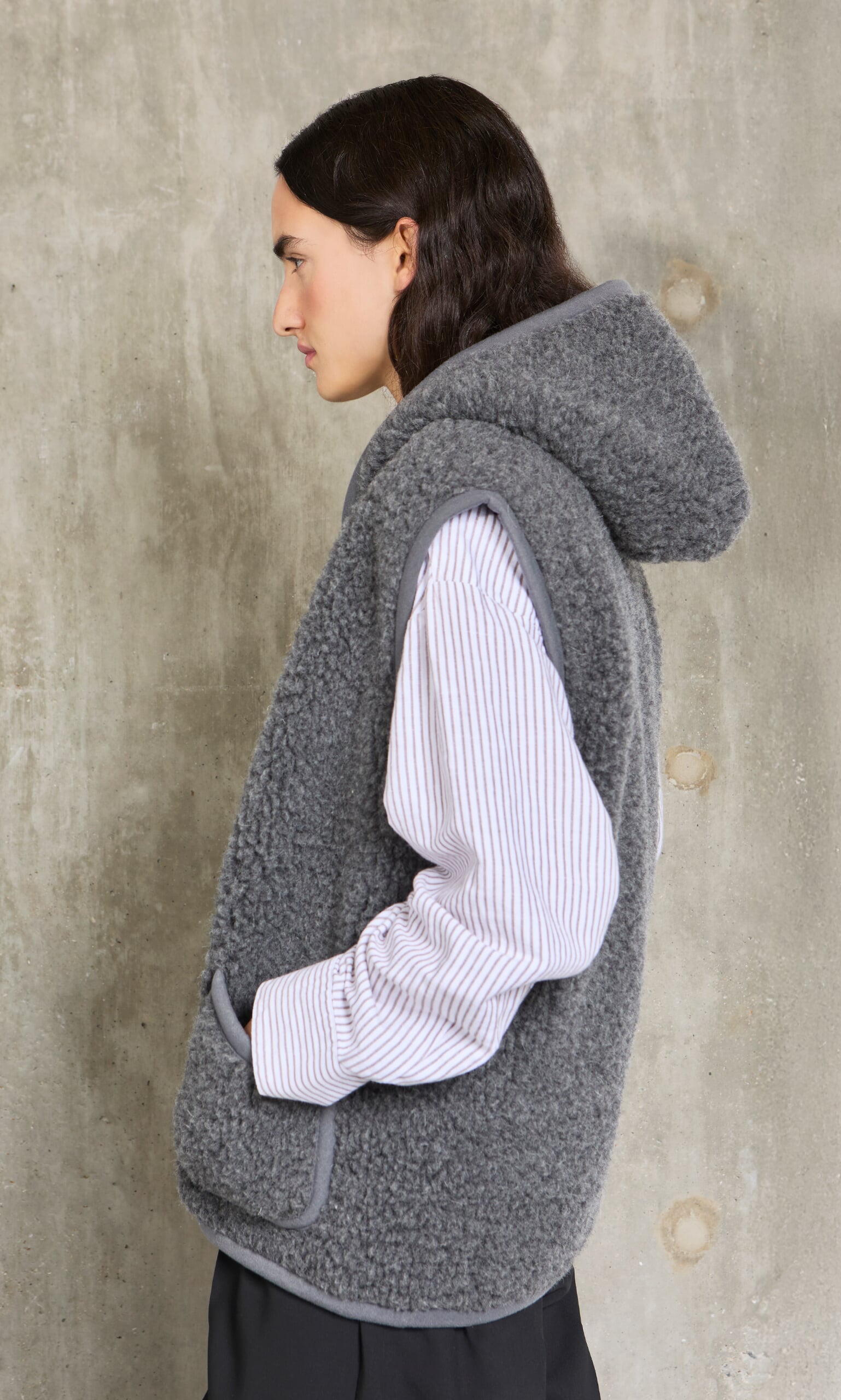 Wool Gilet - Graphite