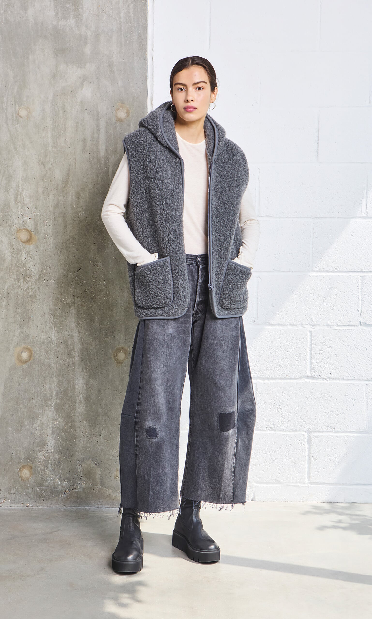 Wool Gilet - Graphite