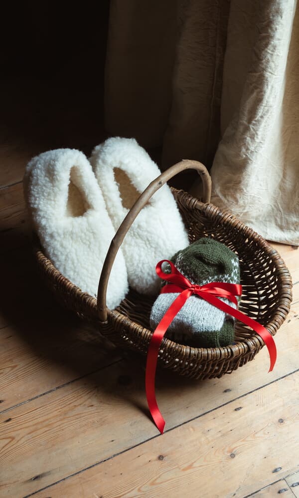 Wool Slippers - Natural