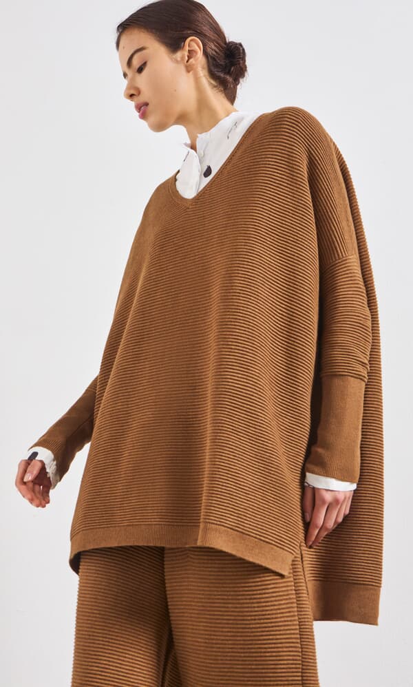 Jack V Neck - Chestnut