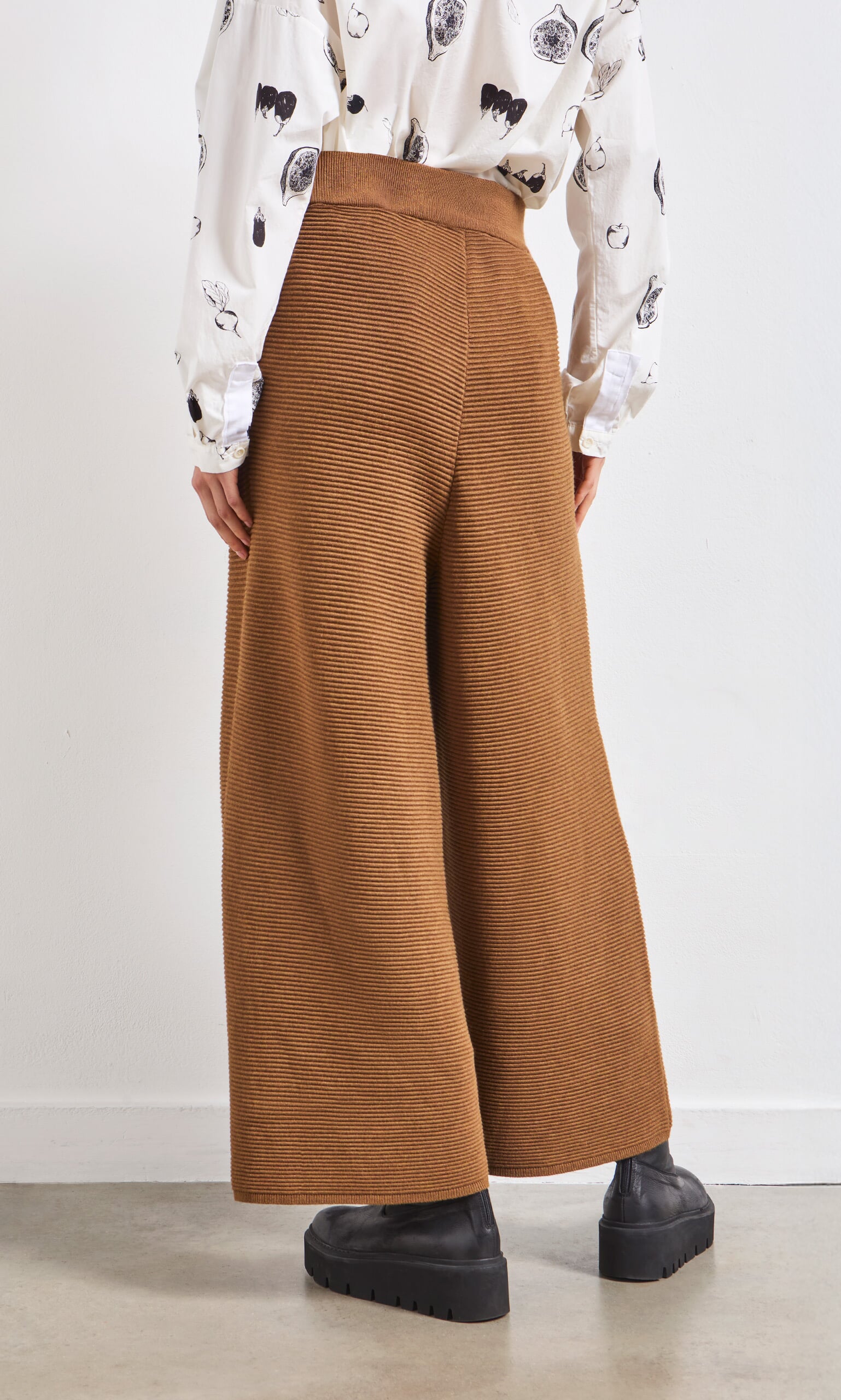 Orla Pants - Chestnut