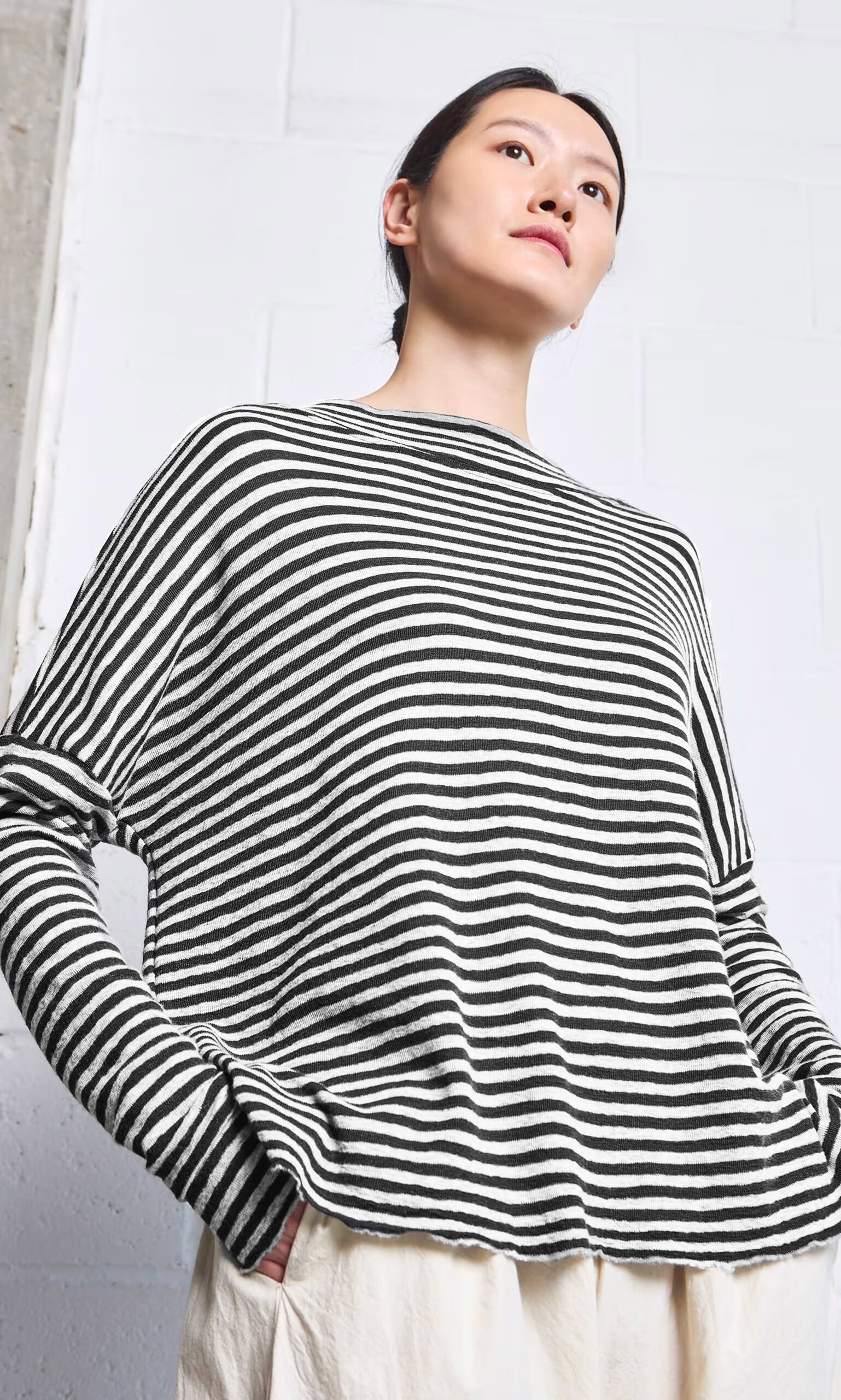 Ida Mockneck (black and white stripe)