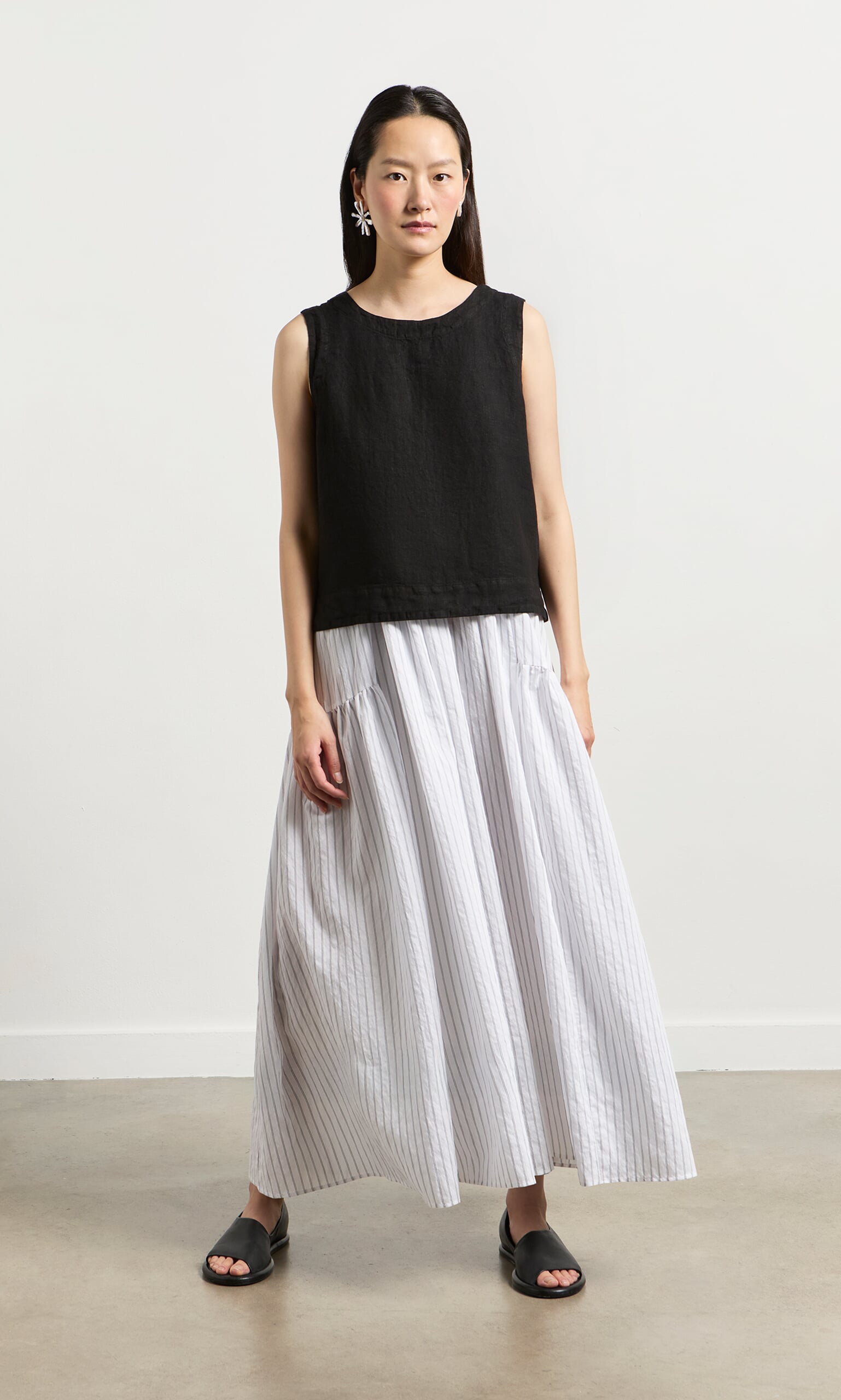 Linda Top - Solid Black