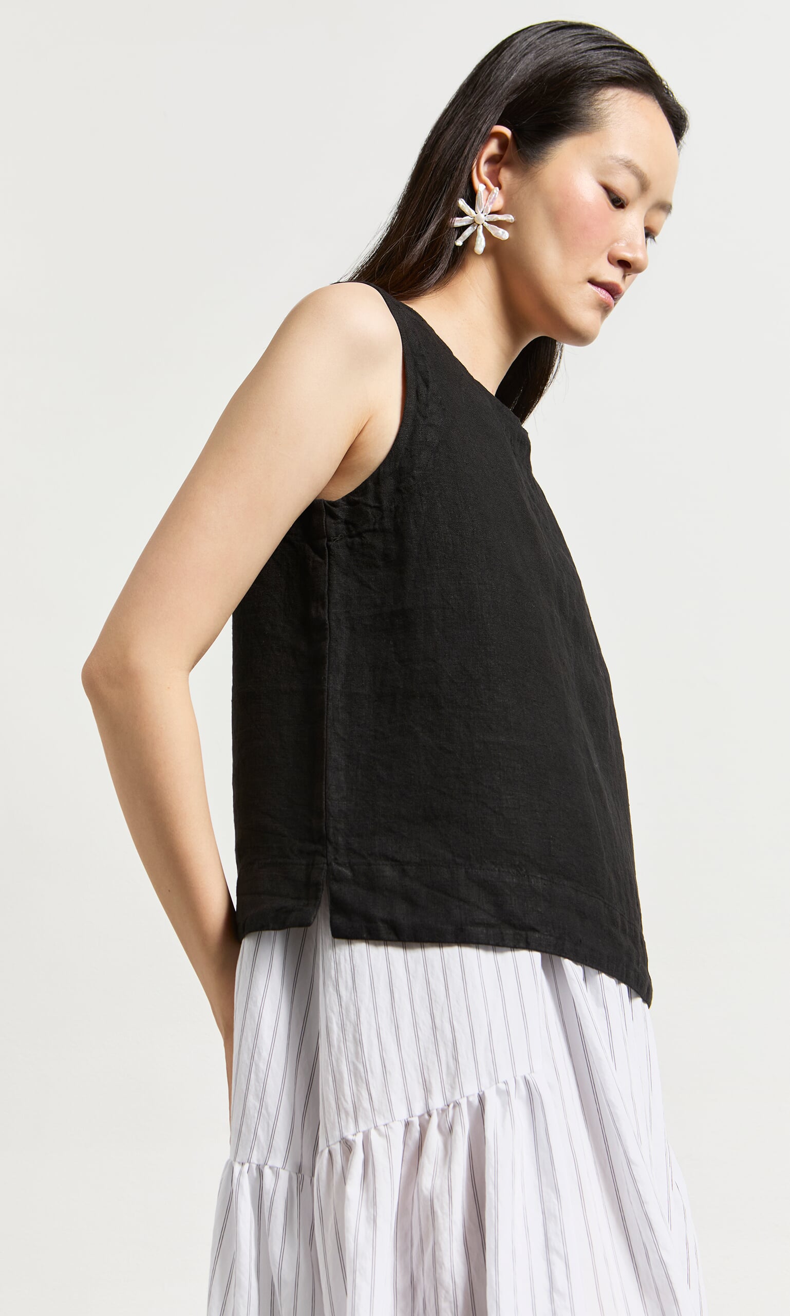 Linda Top - Solid Black