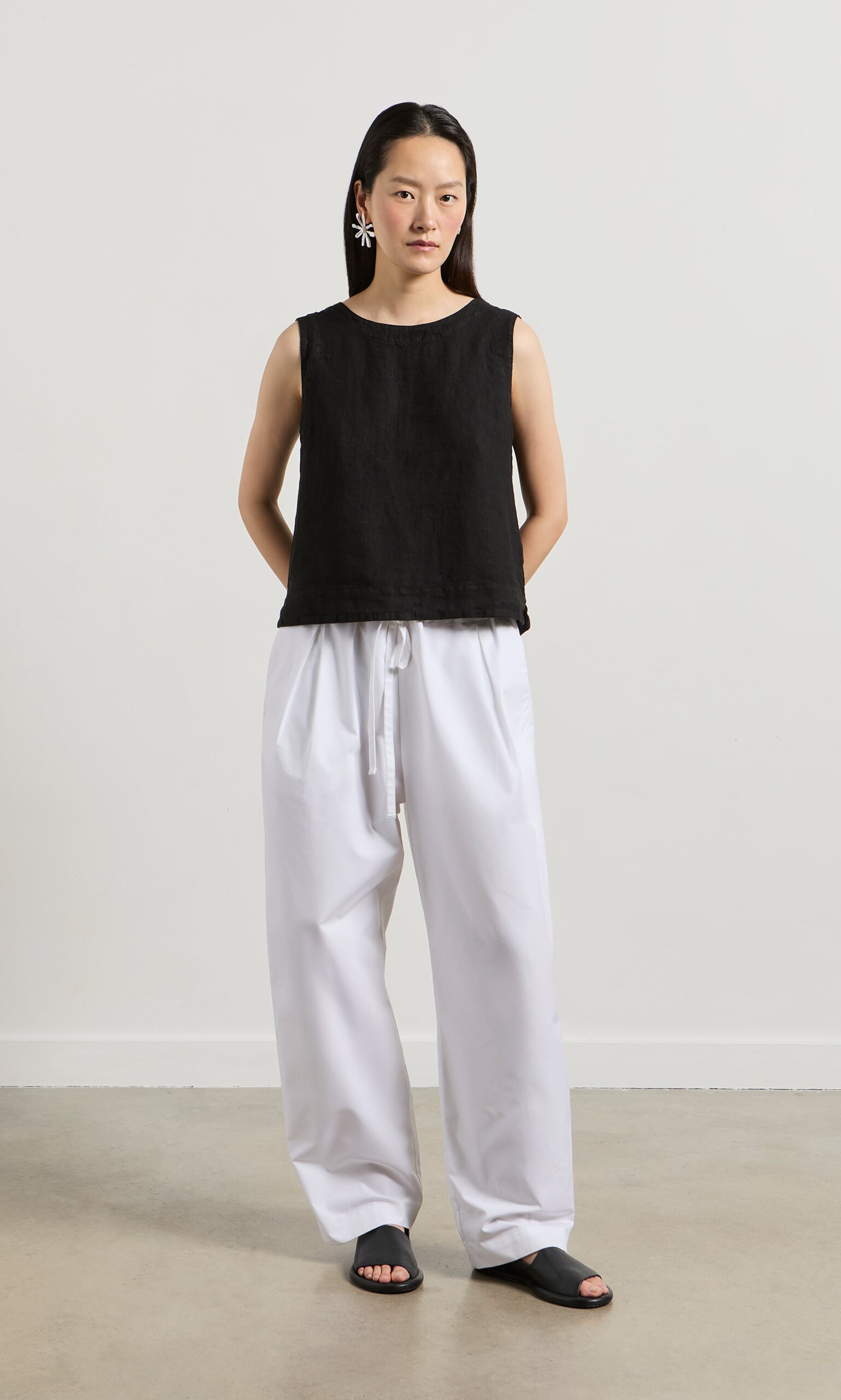 Linda Top - Solid Black