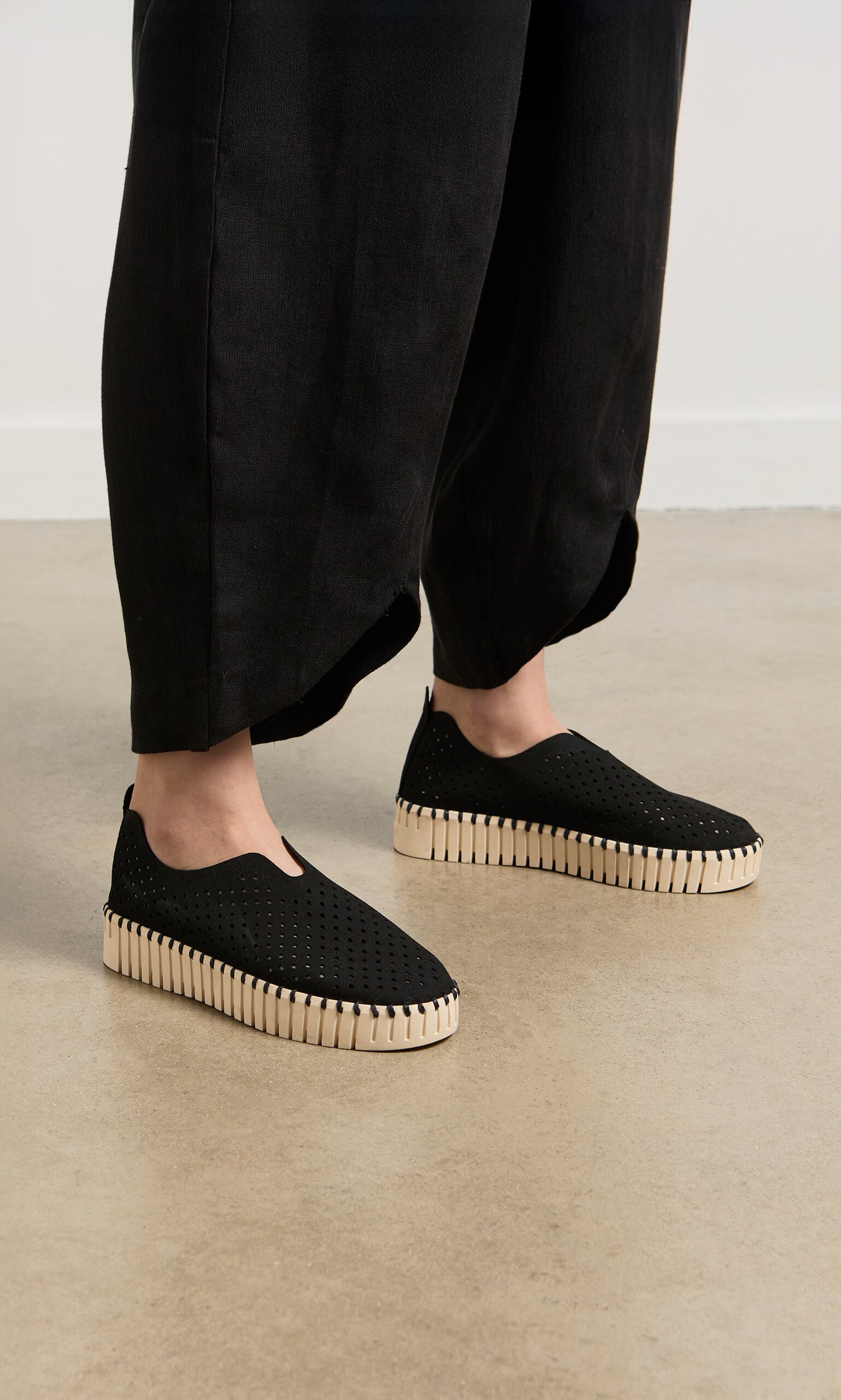 Tulip Shoes  - Carbon