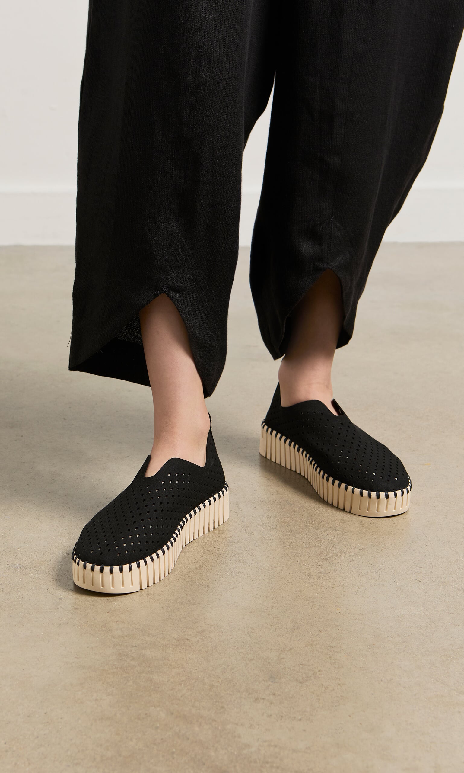 Tulip Shoes  - Carbon