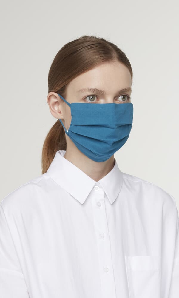 Pleated face mask & pouch - finnish blue