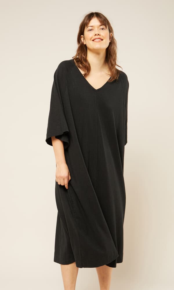 Hiro black dress